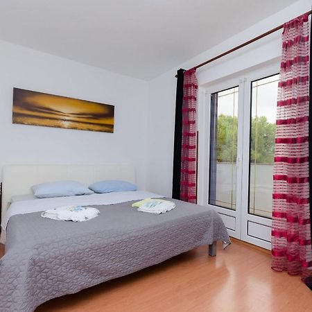 Apartments Milan Rakalj Kültér fotó