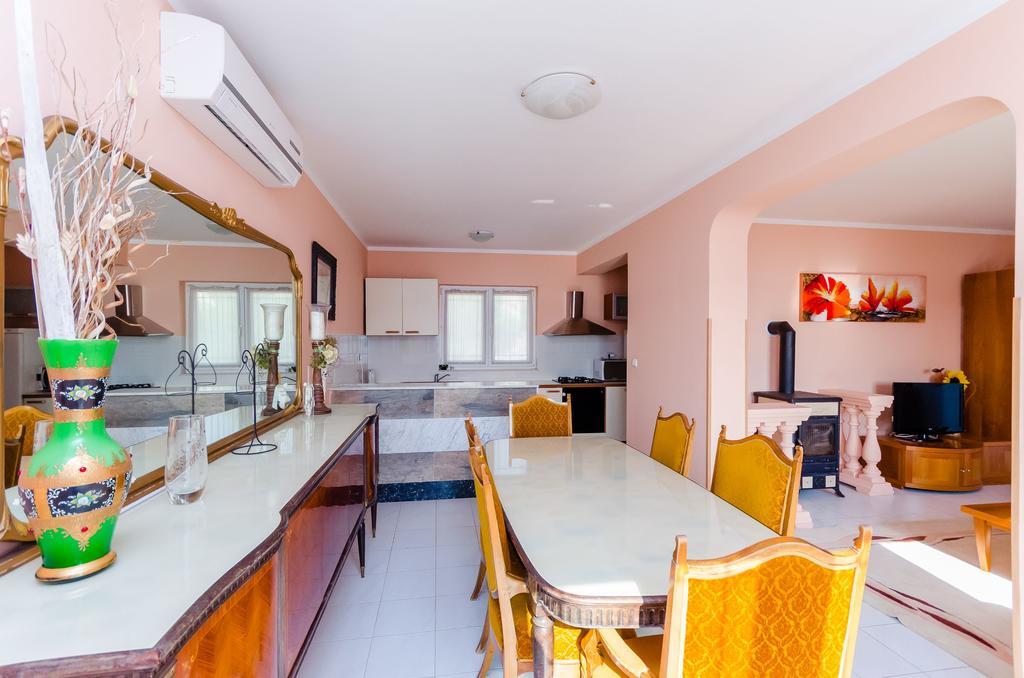 Apartments Milan Rakalj Kültér fotó